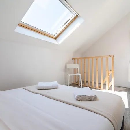 Hypercentre / Gares - Beautiful Duplex! 아파트 릴