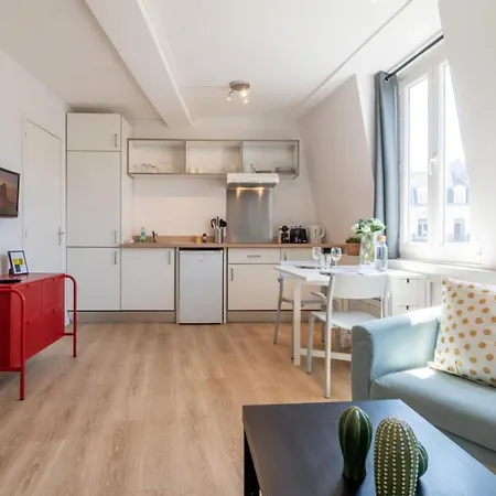 Hypercentre / Gares - Beautiful Duplex! 릴